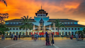 5 Tempat Wisata “Hits” di Kota Bandung 2024, Cocok Buat Liburan!